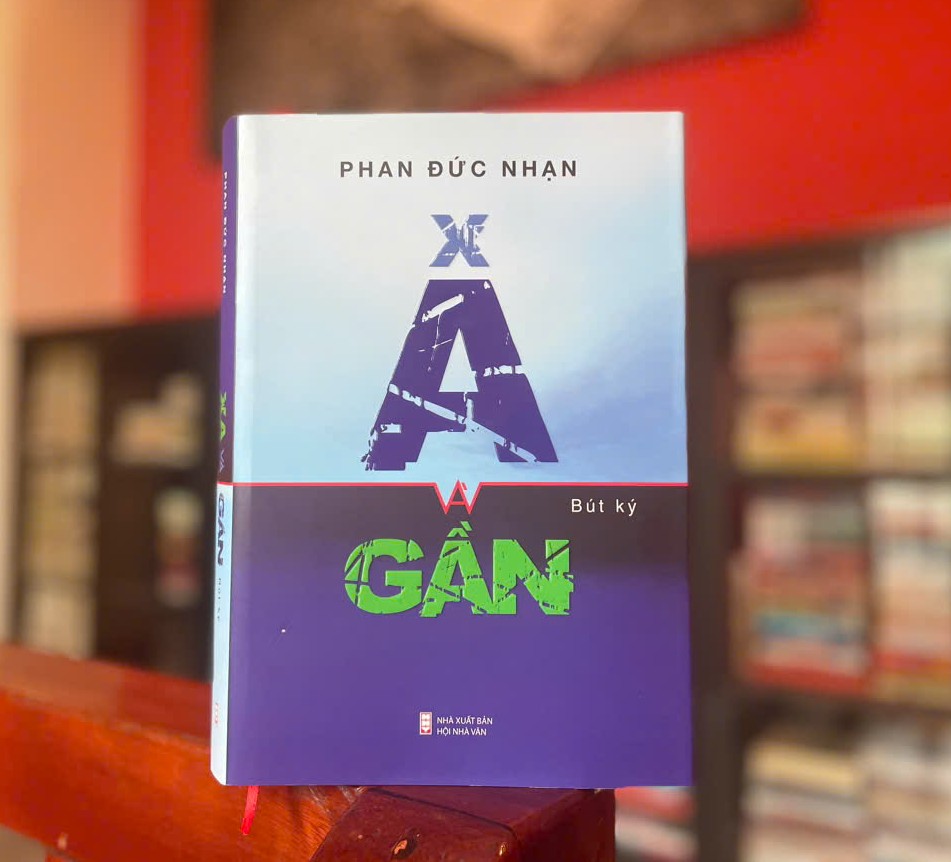 XA VÀ GẦN